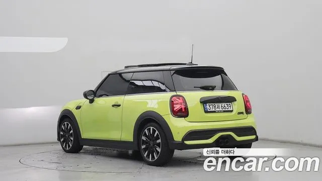 MINI Cooper — Фото автомобиля 4
