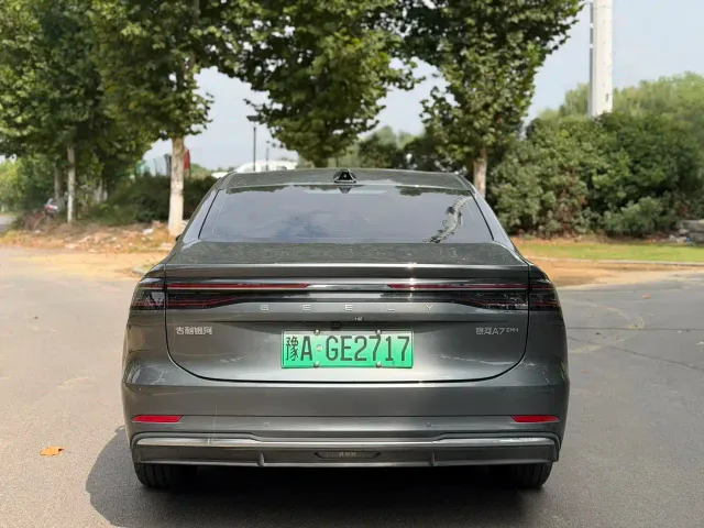 Geely Galaxy A7 — Фото автомобиля 9