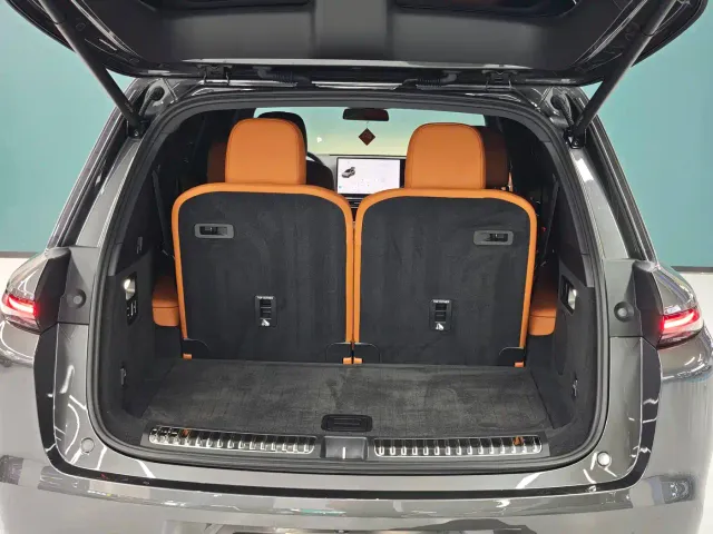 Li Auto L8 — Фото автомобиля 7