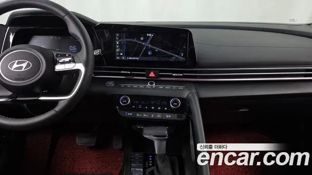 Hyundai AVANTE Новый Avante (CN7) — Фото автомобиля 14