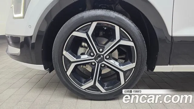 Kia Niro The All New Niro Signature — Фото автомобиля 5