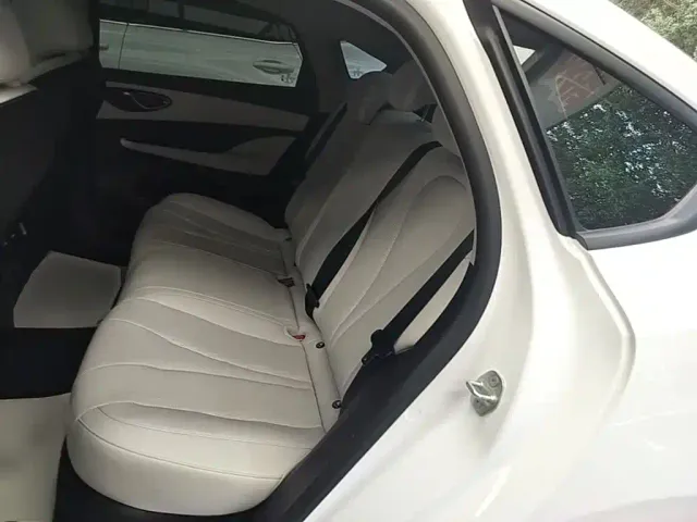 BYD Seal 05 DM-i — Фото автомобиля 16