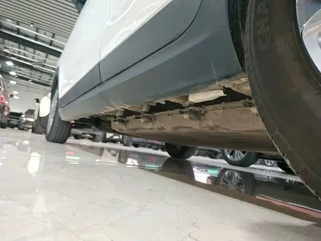 Leapmotor T03 — Фото автомобиля 21