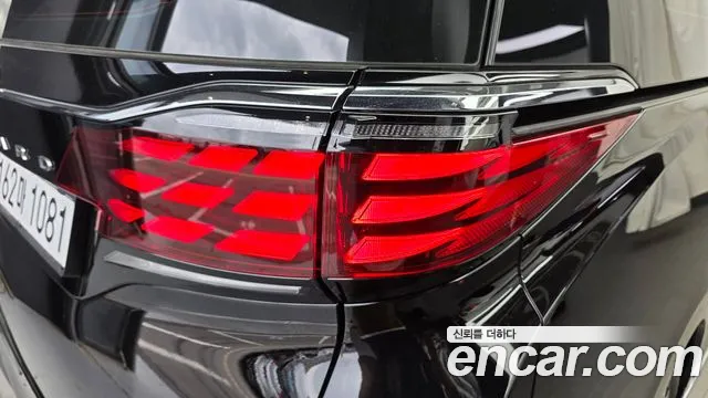 Toyota Alphard — Фото автомобиля 20