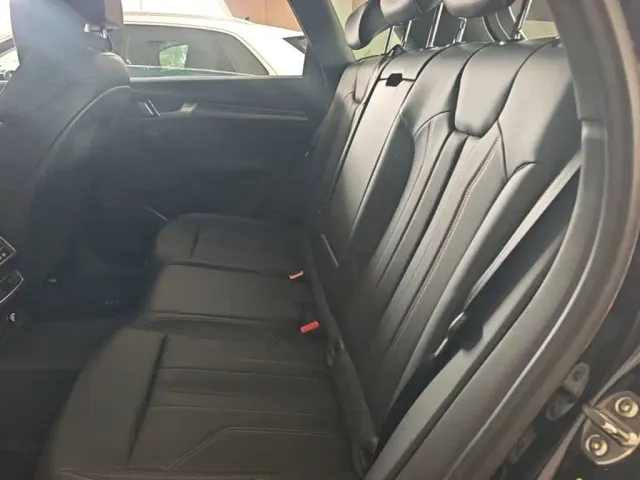 Audi Q5L — Фото автомобиля 21