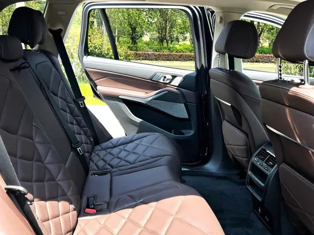 BMW X5 — Фото автомобиля 8