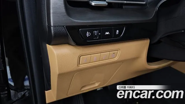 Kia Canival Carnival 4 поколение Дизель 9 мест Signature — Фото автомобиля 27