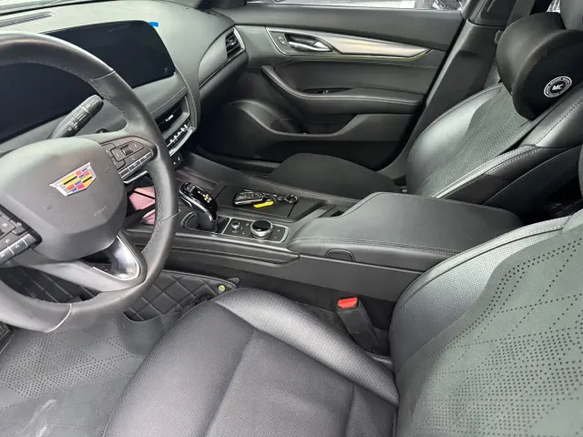 Cadillac CT5 — Фото автомобиля 5