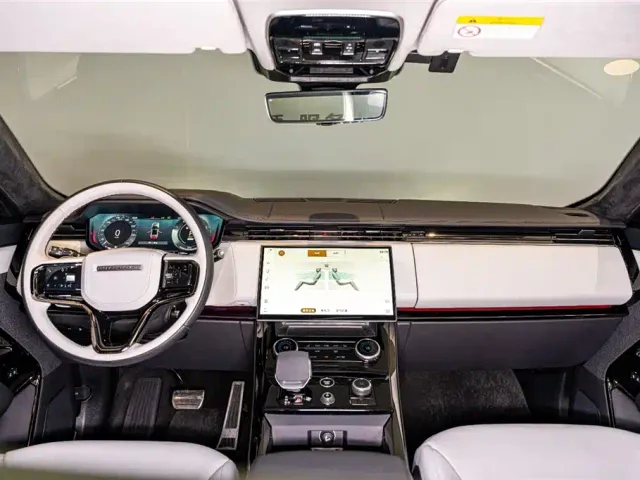 Land Rover Range Rover Sport — Фото автомобиля 10