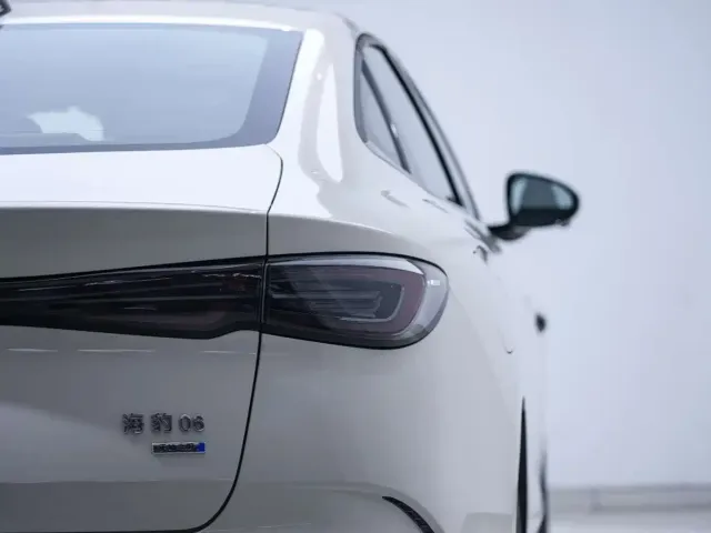 BYD Seal 06 — Фото автомобиля 17