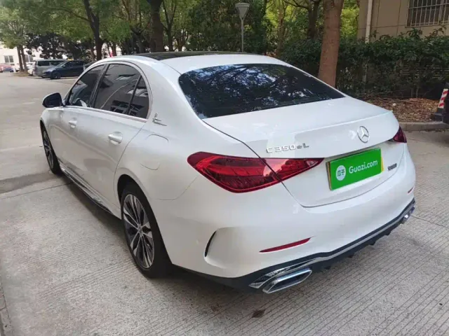 Mercedes-Benz C-Class — Фото автомобиля 4