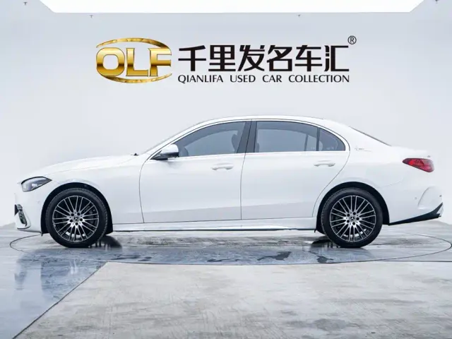 Mercedes-Benz C-Class — Фото автомобиля 7