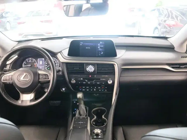 Lexus RX — Фото автомобиля 5