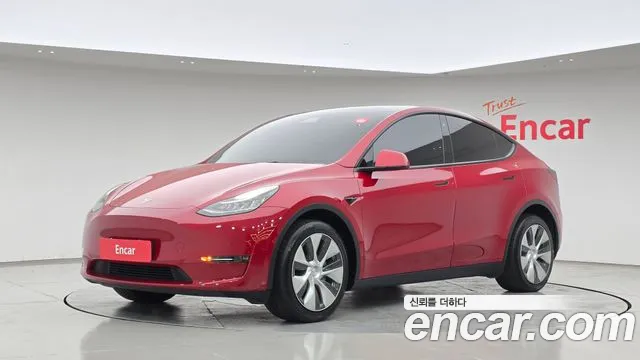 Фотография автомобиля — Tesla Model Y