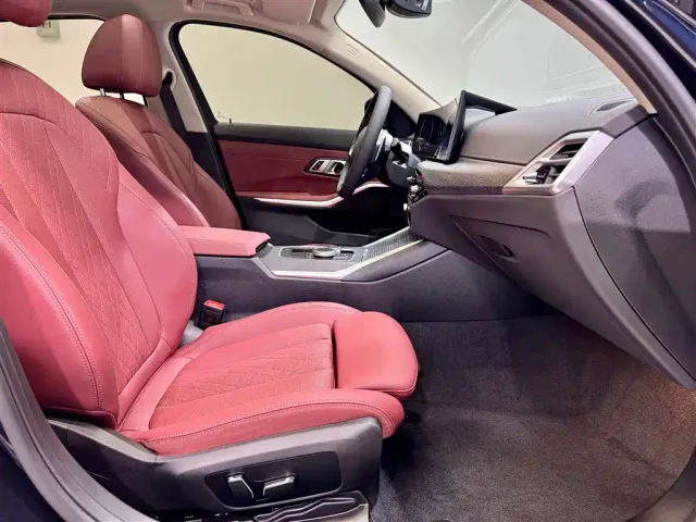 BMW 3 Series — Фото автомобиля 13