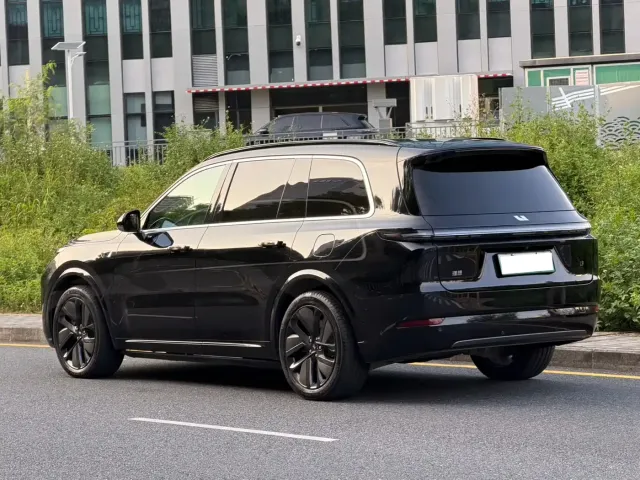 Li Auto L9 — Фото автомобиля 3
