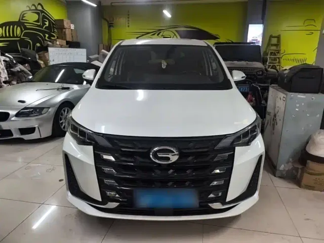 GAC Trumpchi M6 — Фото автомобиля 2