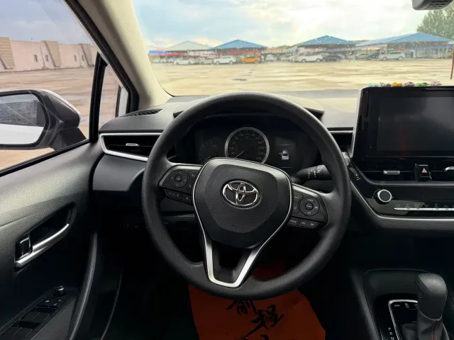 Toyota Corolla — Фото автомобиля 10