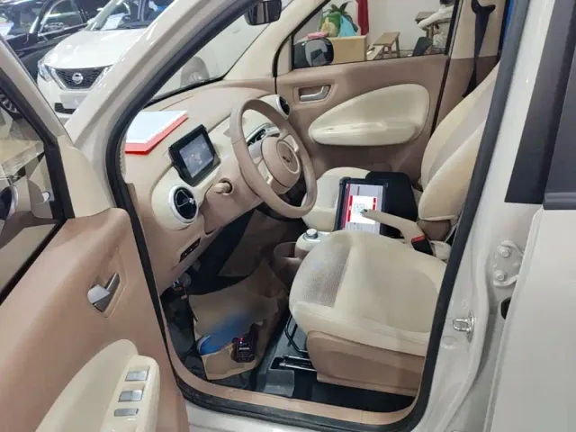 Wuling Hongguang Mini EV — Фото автомобиля 14