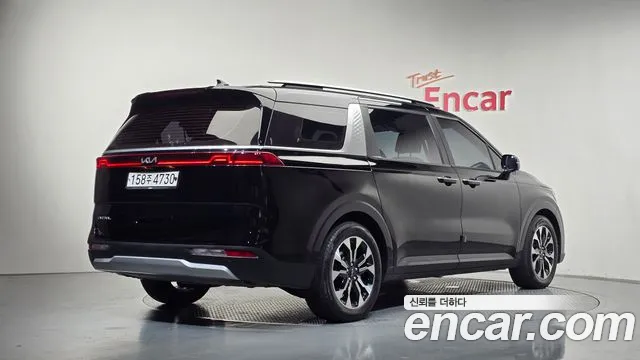 Kia Canival Carnival 4 поколение Дизель 9 мест Prestige — Фото автомобиля 2