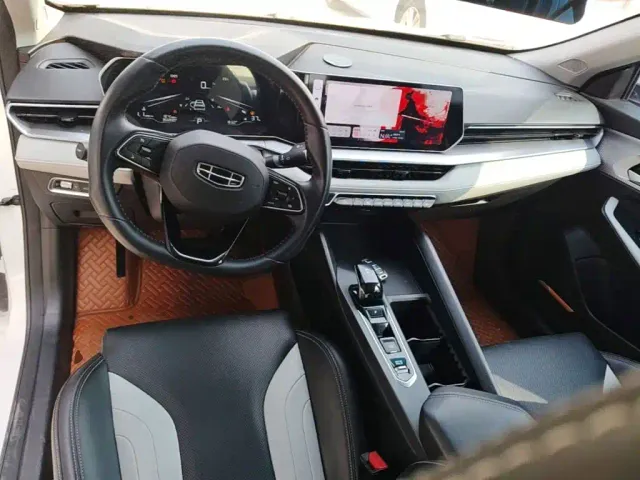 Geely Binrui — Фото автомобиля 9