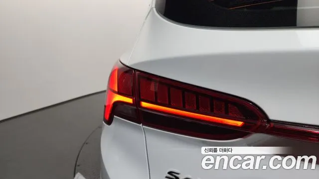 Hyundai Santafe — Фото автомобиля 23