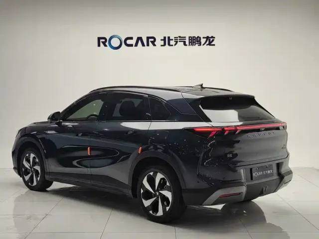 Arcfox Alpha T5 — Фото автомобиля 2