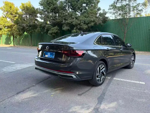 Volkswagen Sagitar — Фото автомобиля 9