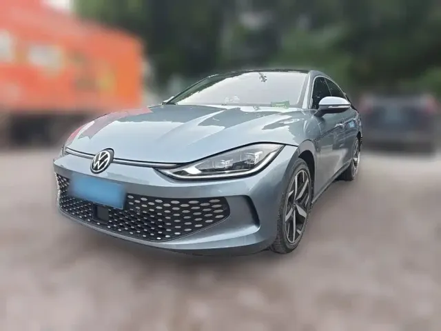 Фотография автомобиля — Volkswagen Lamando