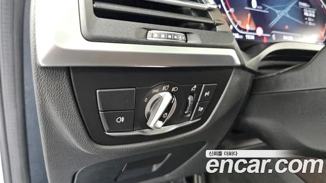 BMW X4 xDrive20i M Sport Pro Special Edition — Фото автомобиля 26