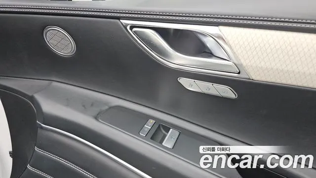 Genesis GV80 2.5T Бензин AWD — Фото автомобиля 24