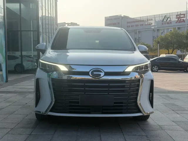 GAC Trumpchi M6 — Фото автомобиля 4