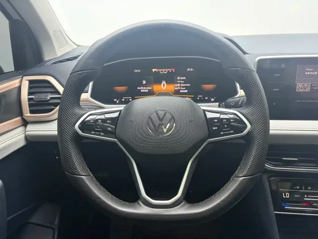 Volkswagen Tharu — Фото автомобиля 15