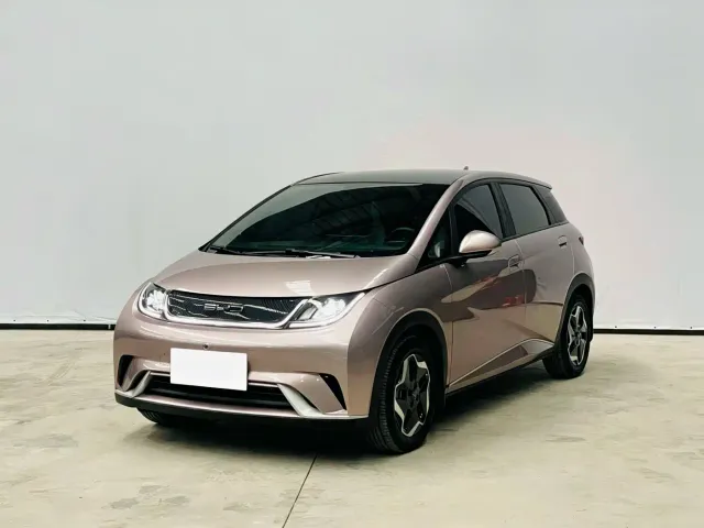 Фотография автомобиля — BYD Dolphin