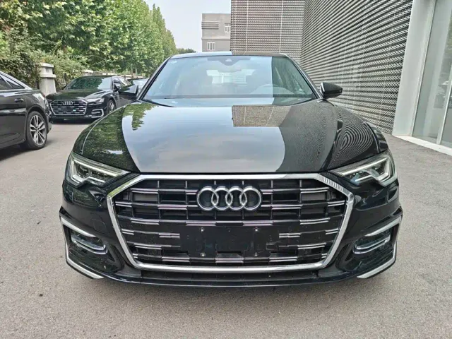 Audi A6L — Фото автомобиля 2