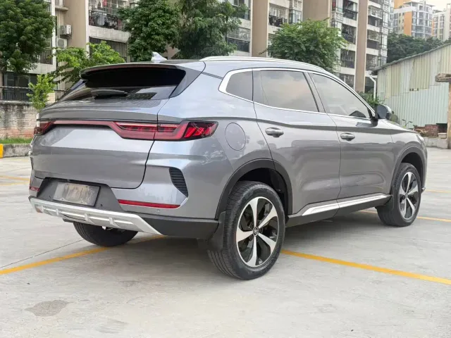 BYD Song PLUS — Фото автомобиля 12