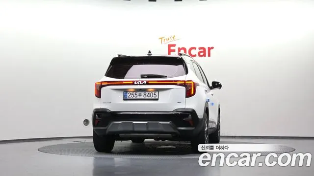 Kia Seltos Новый Seltos Бензин 2.0 4WD — Фото автомобиля 4