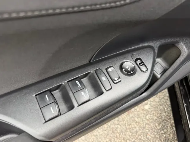 Honda Civic 2021 HATCHBACK 220TURBO Manual Driving Fun Controller — Фото автомобиля 10