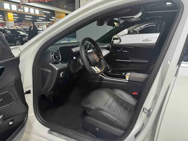 Mercedes-Benz C-Class — Фото автомобиля 12