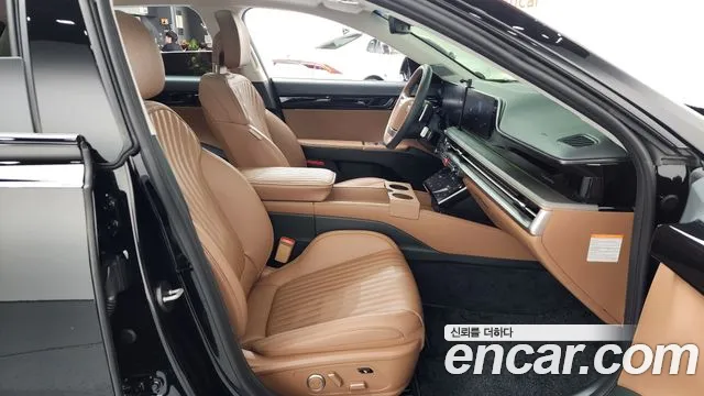 Hyundai Grandeur GN7 — Фото автомобиля 16