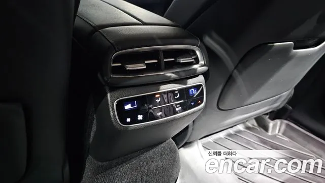 Genesis G80 Electrified G80 (RG3) — Фото автомобиля 6
