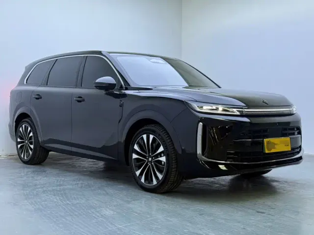 Huajing Baojun Huajing S — Фото автомобиля 5