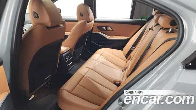 BMW 3-Series 3 серия (G20) 320i M Sport — Фото автомобиля 20