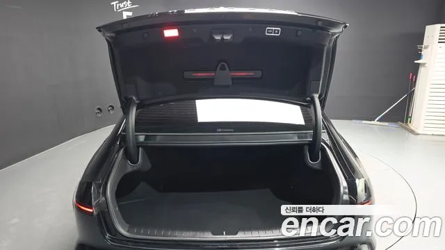 Hyundai Grandeur GN7 — Фото автомобиля 26