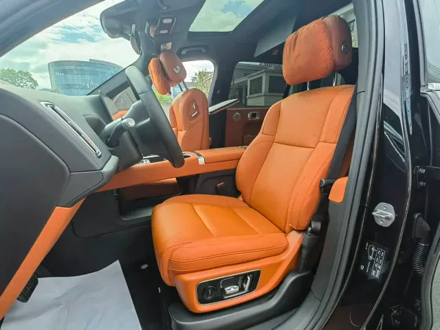 Li Auto L9 — Фото автомобиля 12