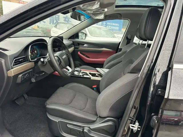 Jetour X70 — Фото автомобиля 11