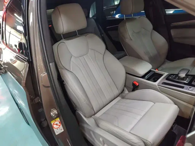 Audi Q5L — Фото автомобиля 24