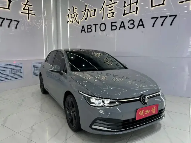Volkswagen Golf — Фото автомобиля 3