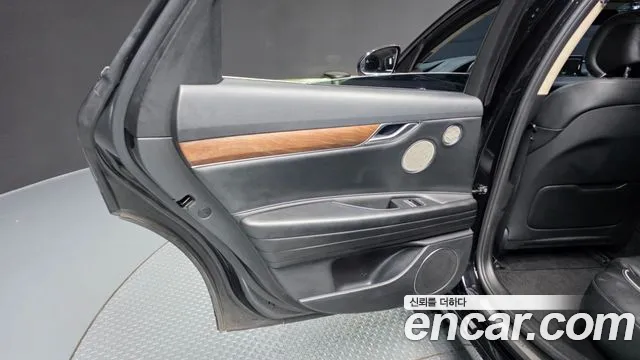 Genesis G80 RG3 — Фото автомобиля 14