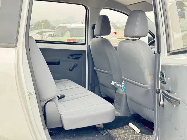 Wuling Hongguang — Фото автомобиля 10